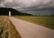 Die Umspannstation Schwarzach 2004 bei nahendem Gewitter